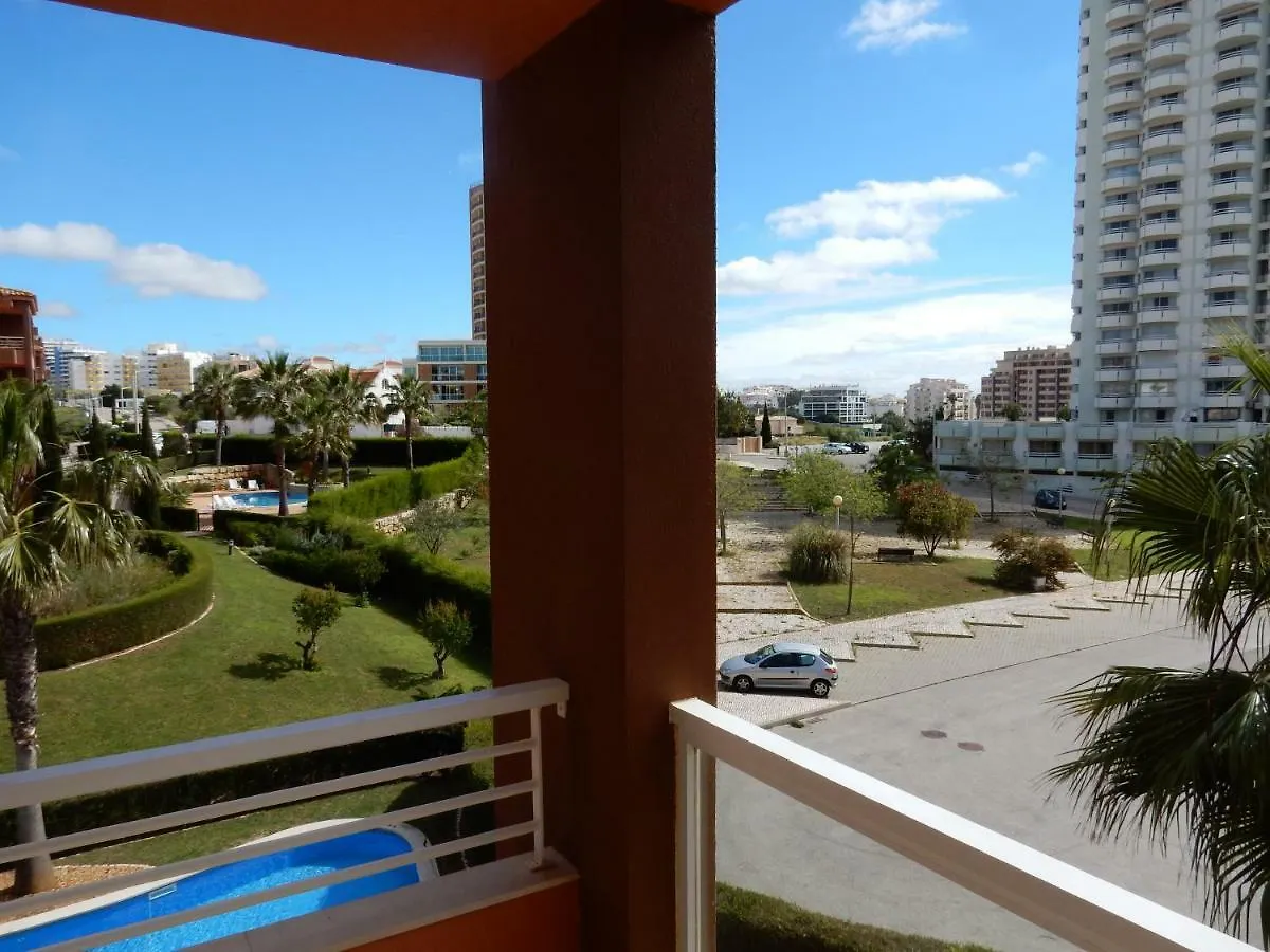 Beach & Sea Apt, Fast Wifi, Airco, Private Parking And Pool ポルティマン ポルトガル