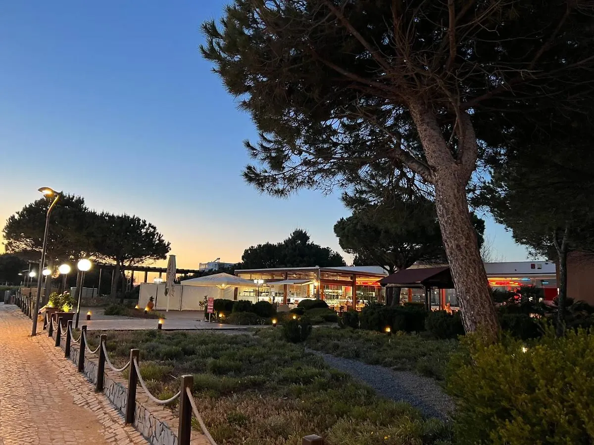 Appartement Beach & Sea Apt, Fast Wifi, Airco, Private Parking And Pool Portimão Portugal