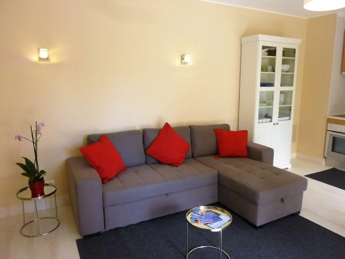 Beach & Sea Apt, Fast Wifi, Airco, Private Parking And Pool Portimão