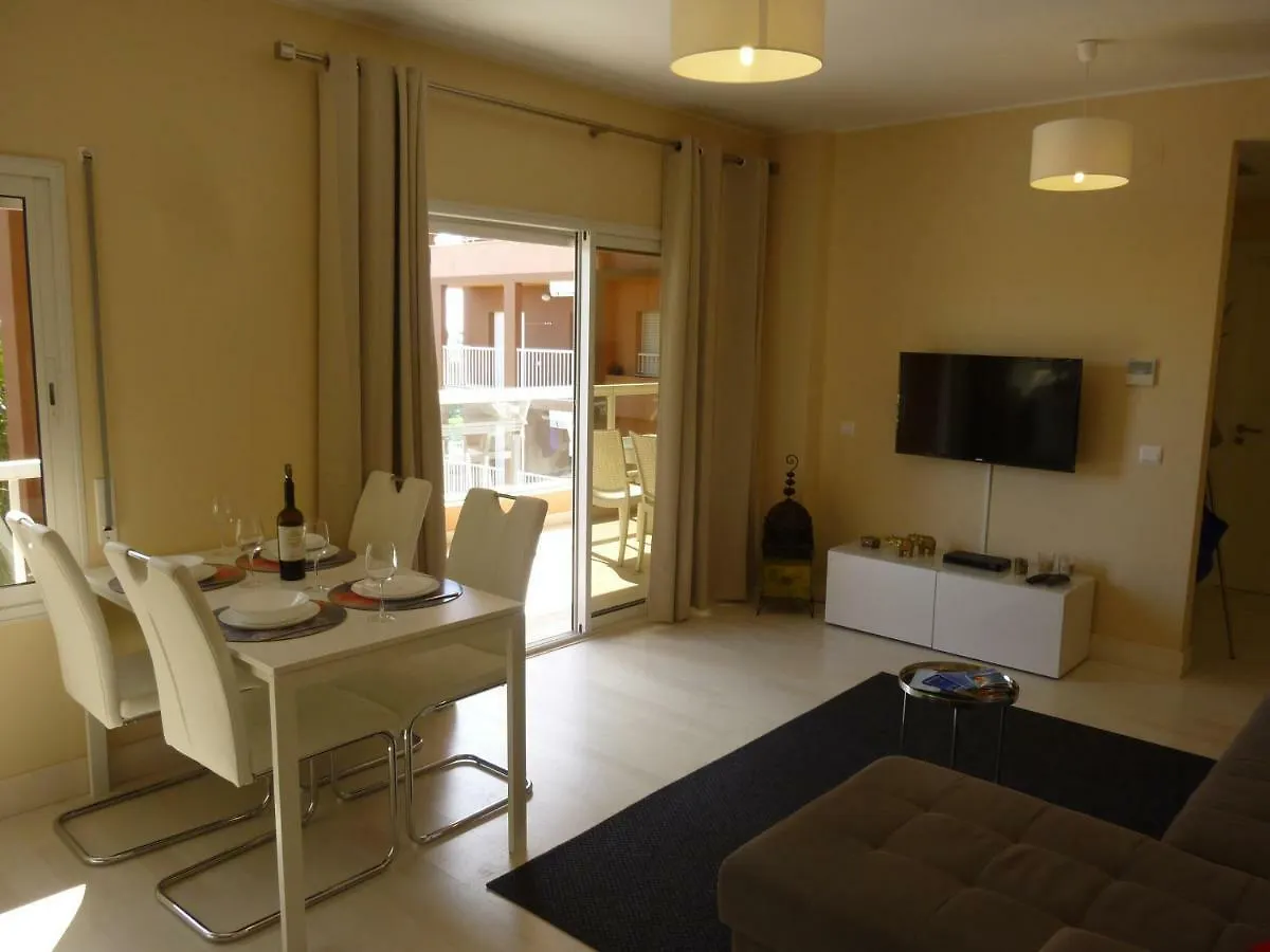 Appartement Beach & Sea Apt, Fast Wifi, Airco, Private Parking And Pool Portimão Portugal